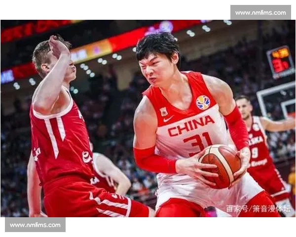 加时上半场焦点博弈双方体能意志与战术调整全面较量走向定胜负关键时刻